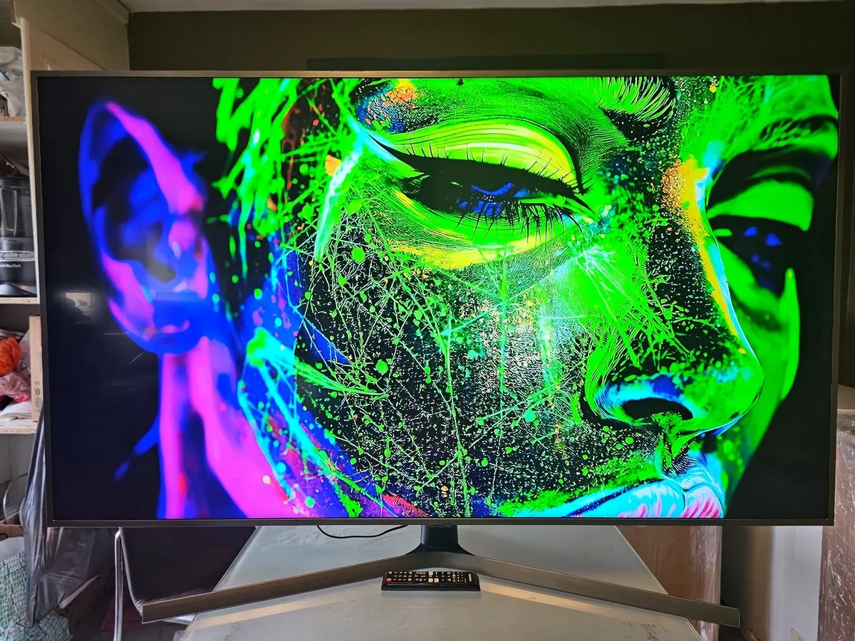 65" Samsung 4K Certified Ultra HD HDR Smart LED TV - Image 4
