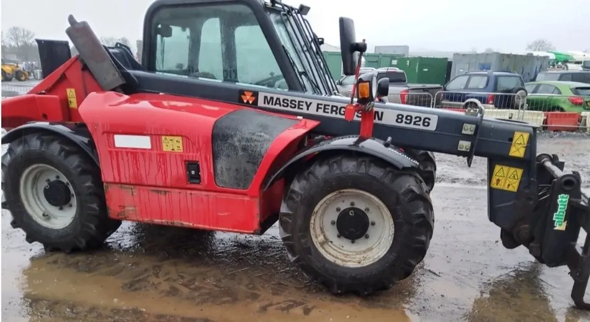 Massey Ferguson Telescopic Telehandler 1 owner - Image 2
