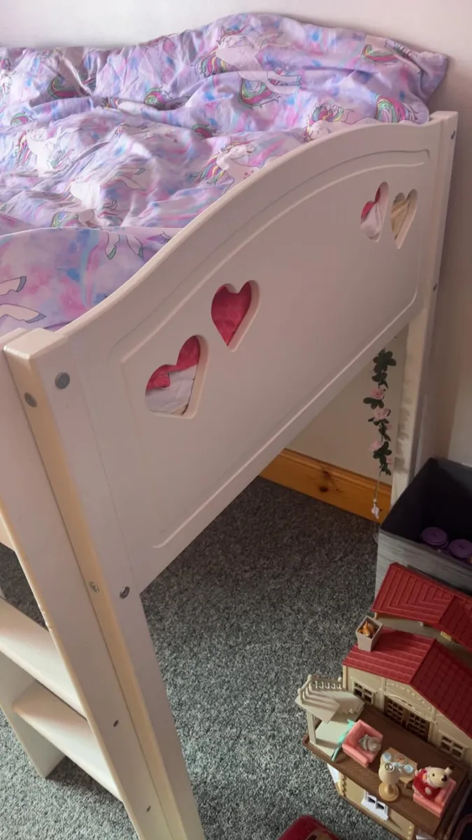 Mid sleeper bed, wardrobe, tv unit and dog kennel - Image 2