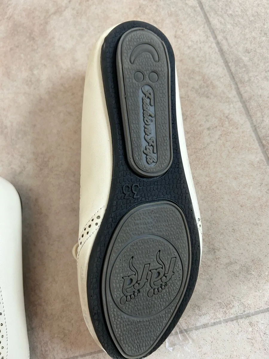 Shoes - Image 2