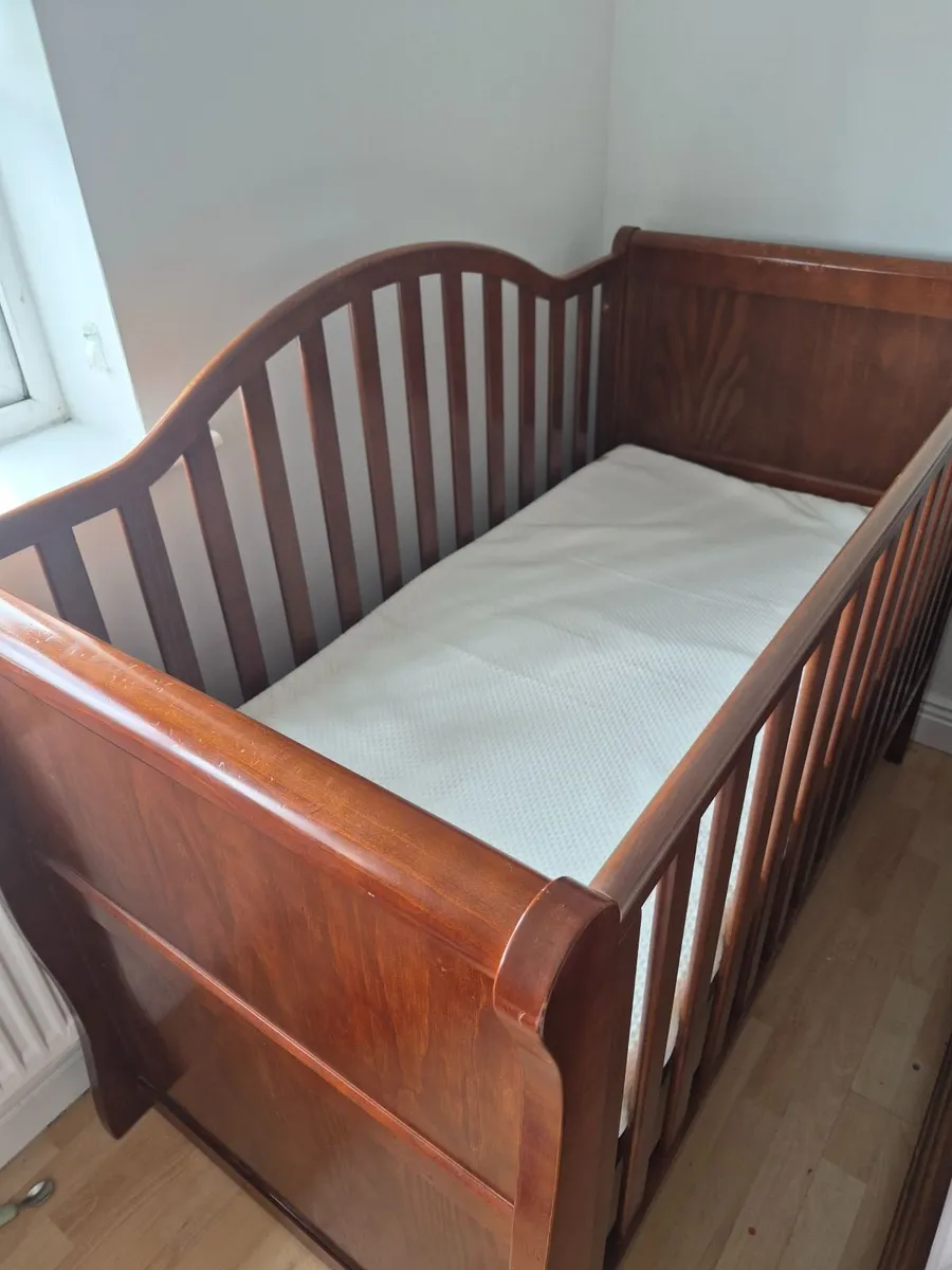 BR Baby Cot Bed and Matching Chest of Drawers - Image 1