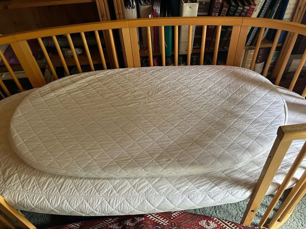 Stokke Cot - Image 3