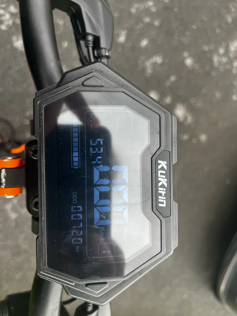 Kukirin G2 Max Scooter - Image 4