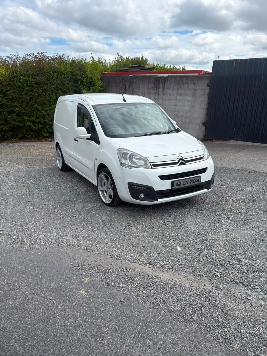 Citroën Berlingo 1.6 - Image 1