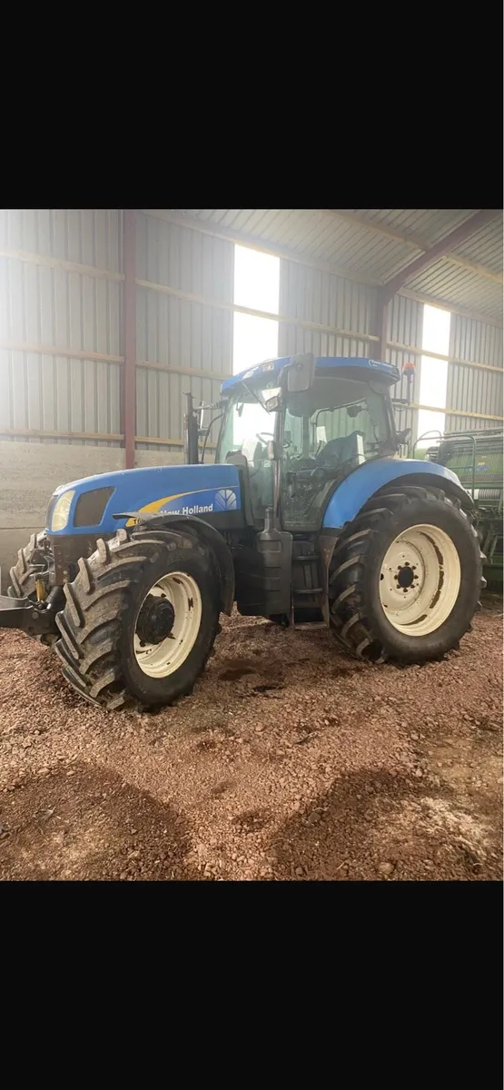 Newholland tractor - Image 3