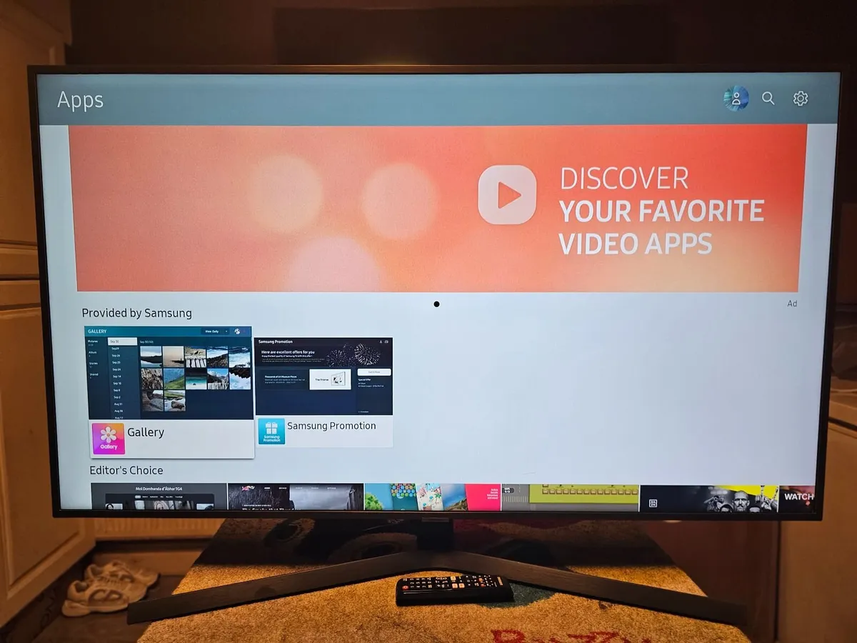 55" Samsung 4K Certified Ultra HD HDR Smart LED TV - Image 3
