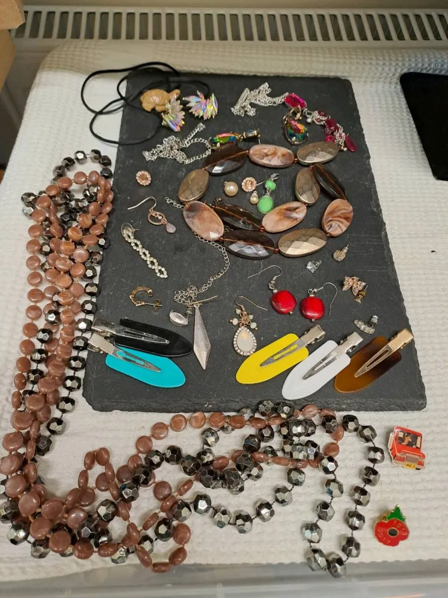 Free jewellery bits - Image 1