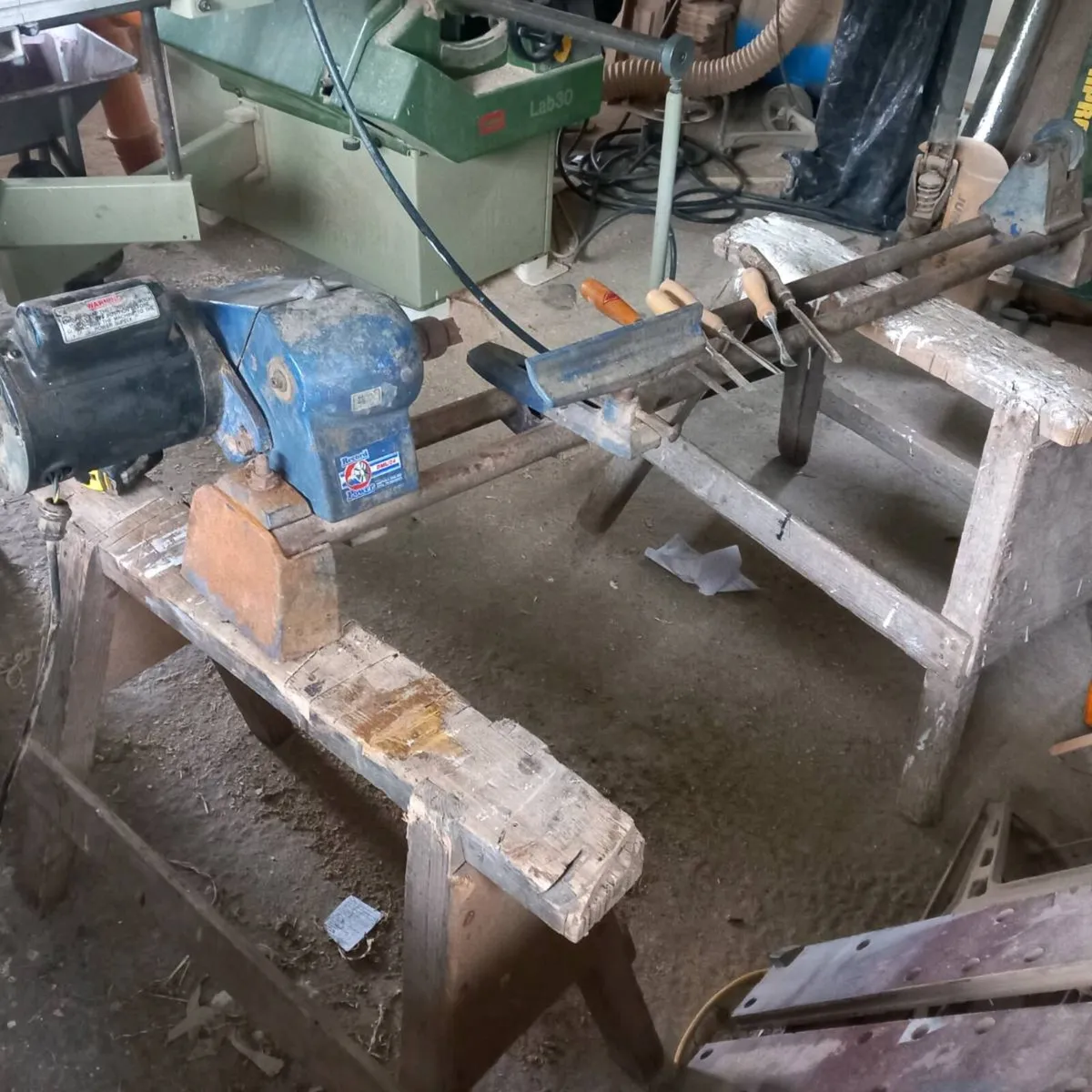 Wood lathe