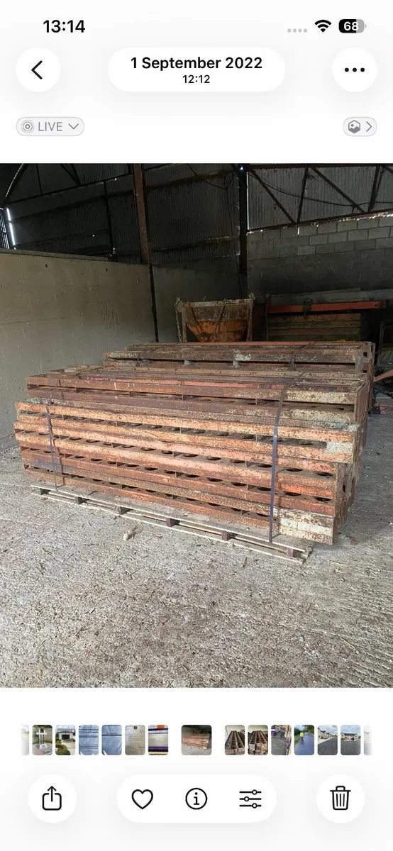 1m concrete skip, tripods for Acrow’s. Feet for ha - Image 4