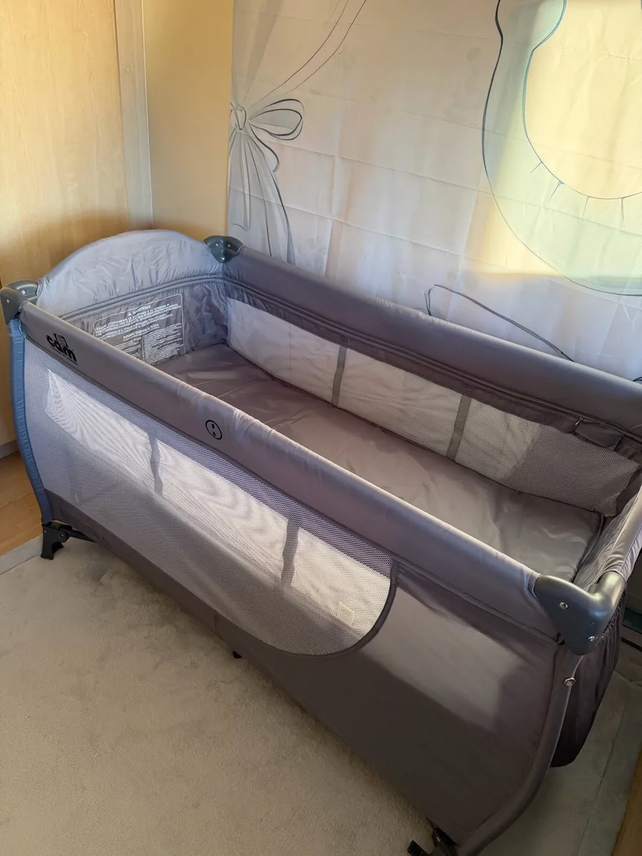 Travel Cot - Image 4