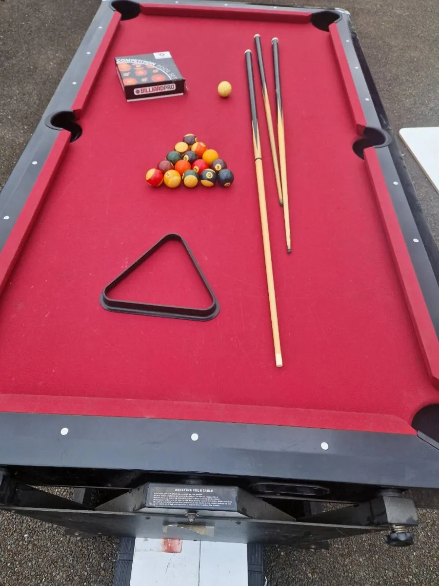 Pool table air hockey - Image 1