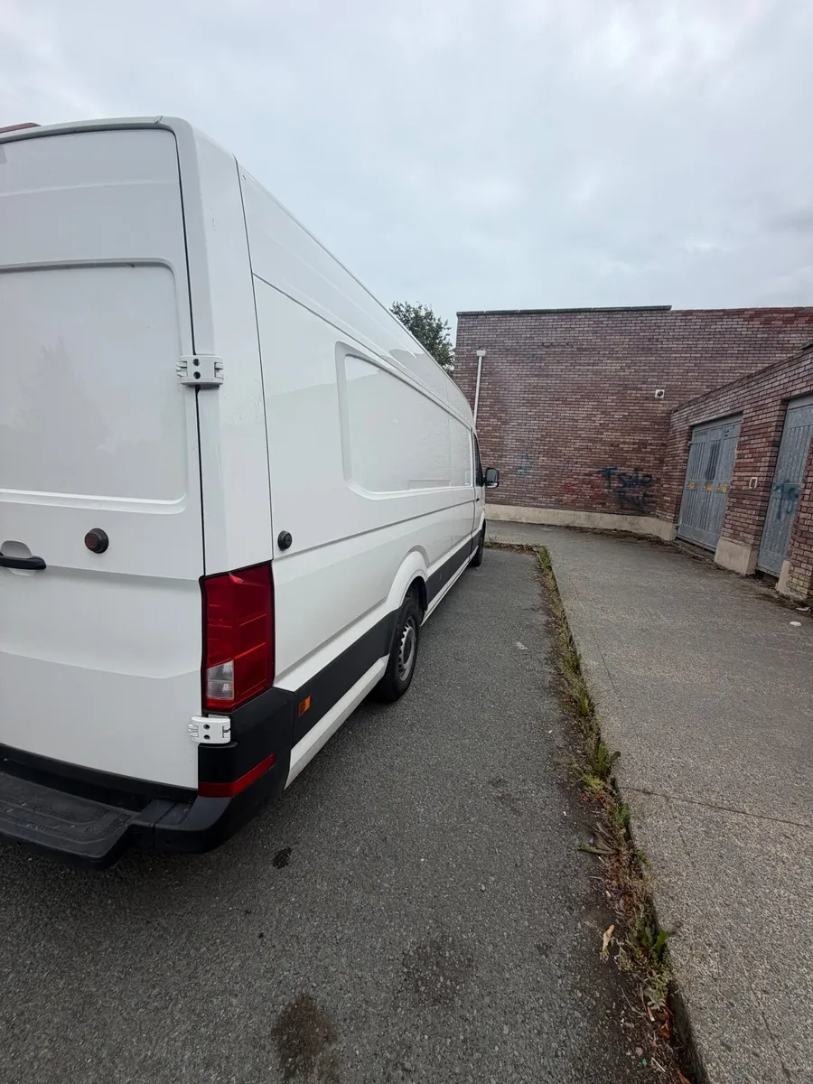 Volkswagen Crafter 2023 - Image 3