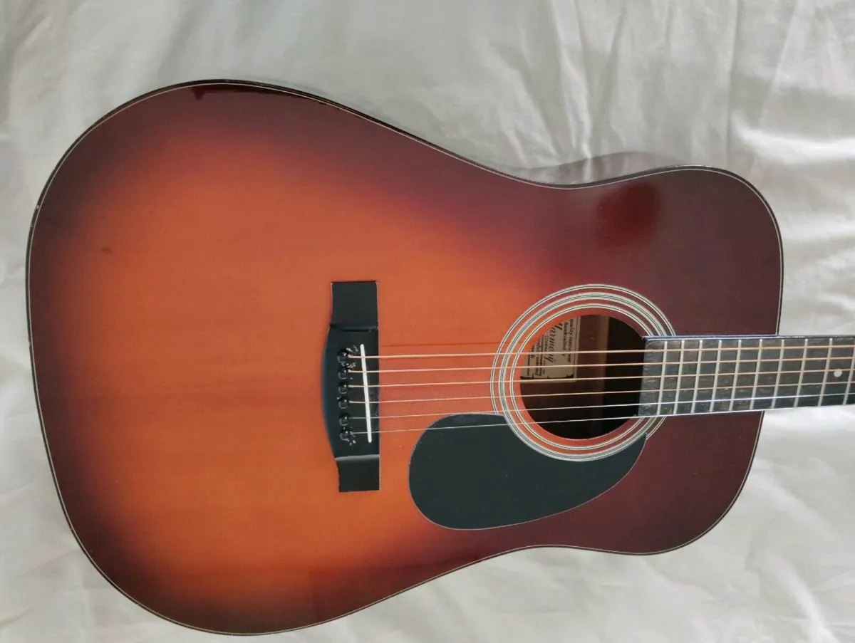 Guitar - Image 2