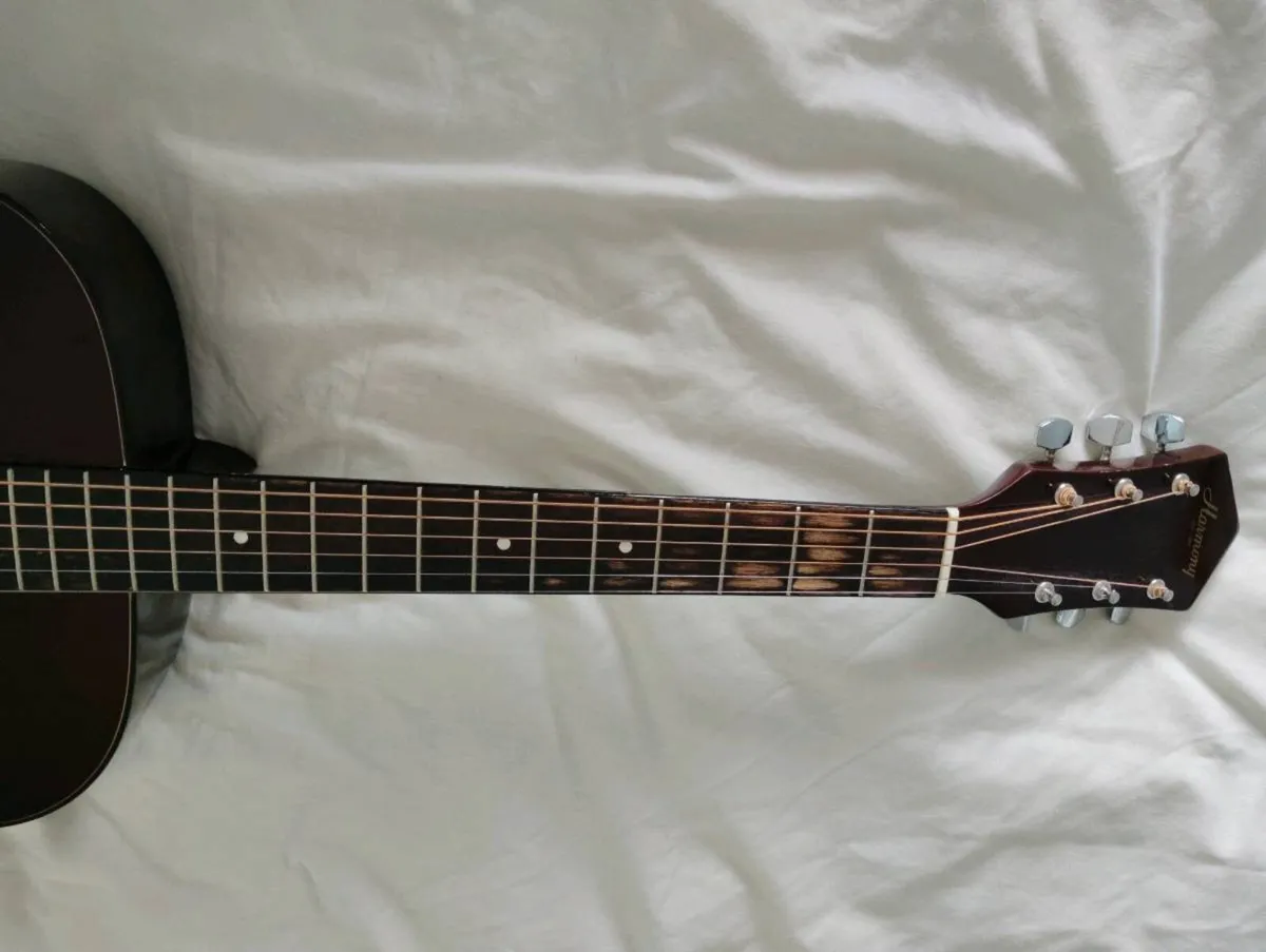 Guitar - Image 3