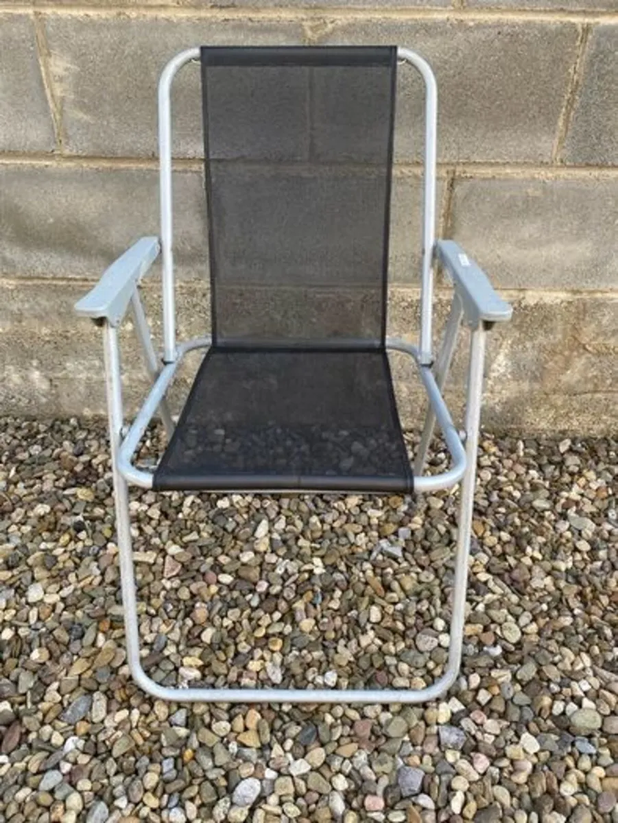 4 x Garden Chairs. Foldable for easy storage a - Image 1