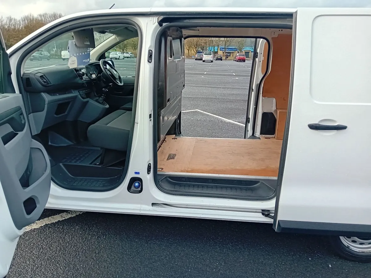 Vauxhall Vivaro 2022 - Image 4