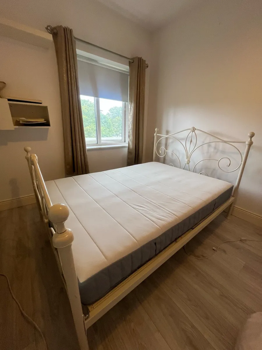 Bed and mattress for sale - Image 3