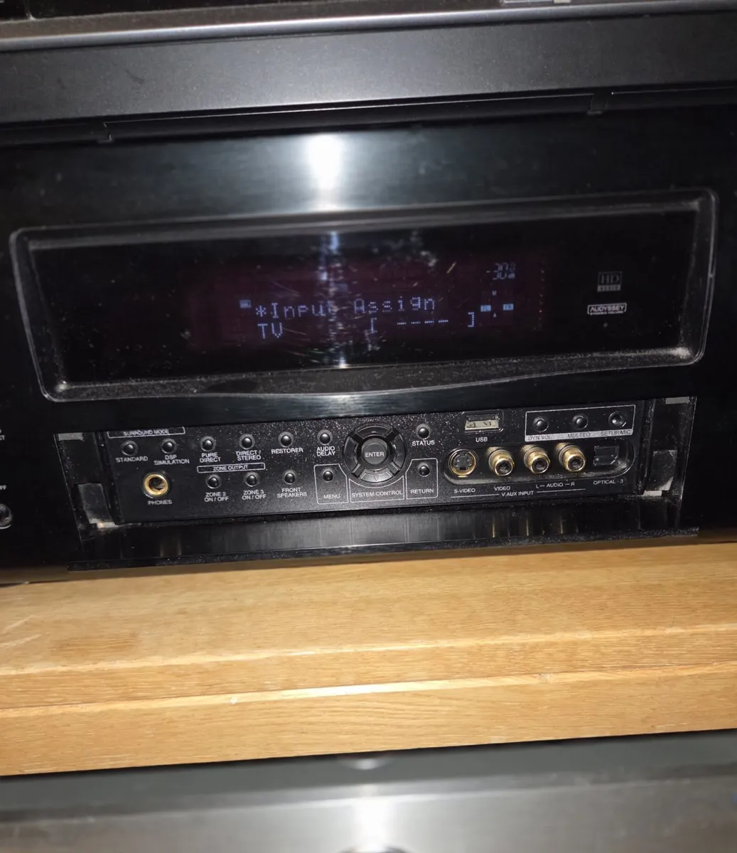 Denon 120 Watts RMS x 7.avr.radio. digital and ana - Image 3