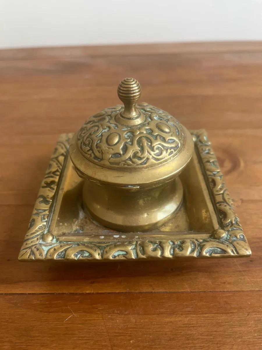 Victorian period inkwell - Image 1