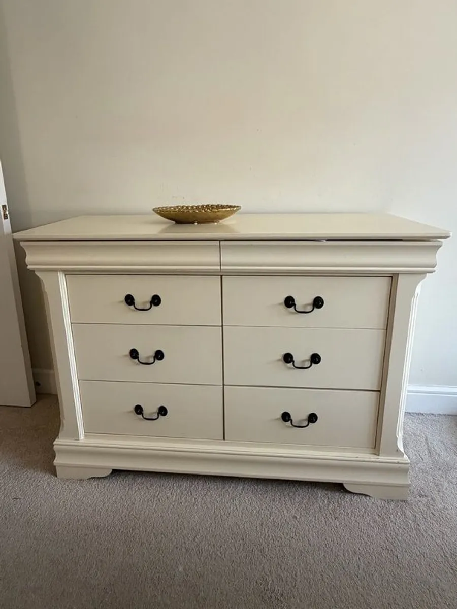 Complete Bedroom Set - Image 2
