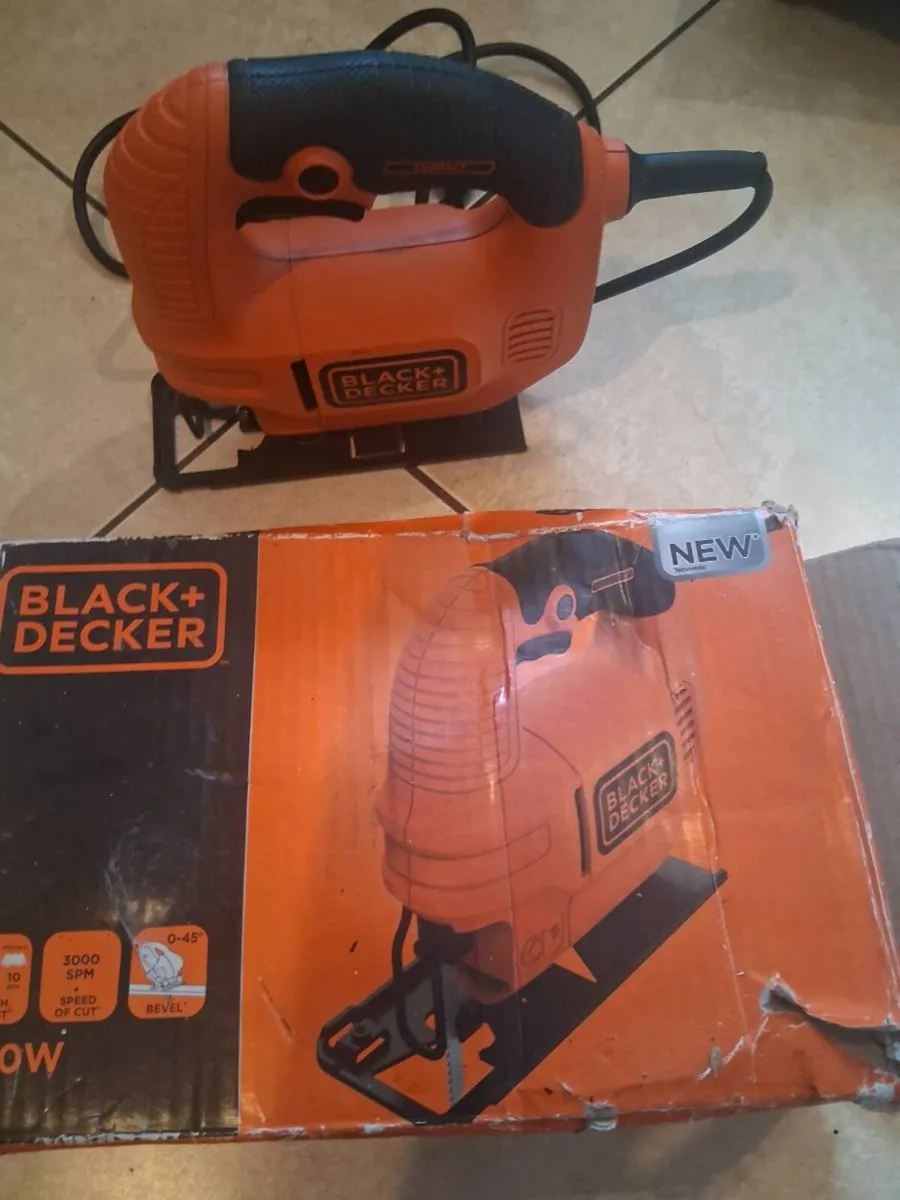 Saw, sander, Strimmer , angle grinder , jigsaw. - Image 3
