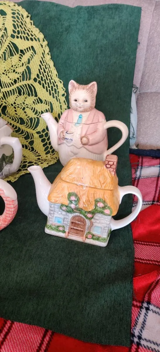 Teapots - Image 3