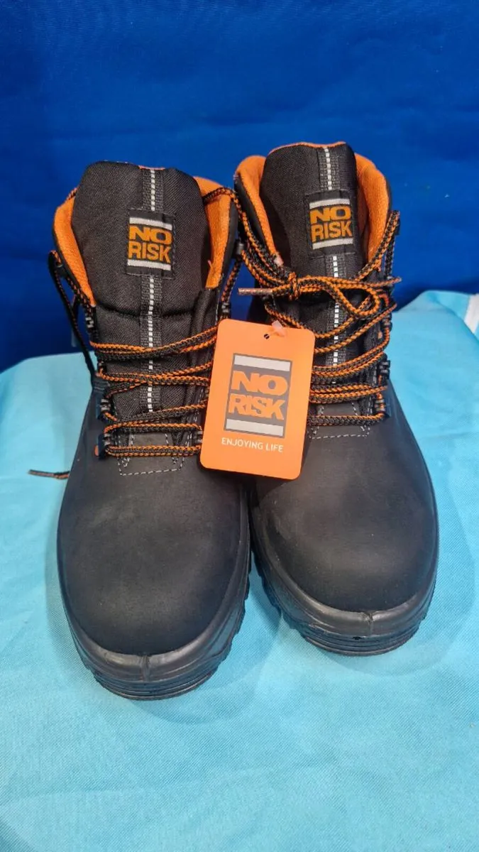 NEW NO RISK STEEL TOE SAFETY  BOOTS - Image 2