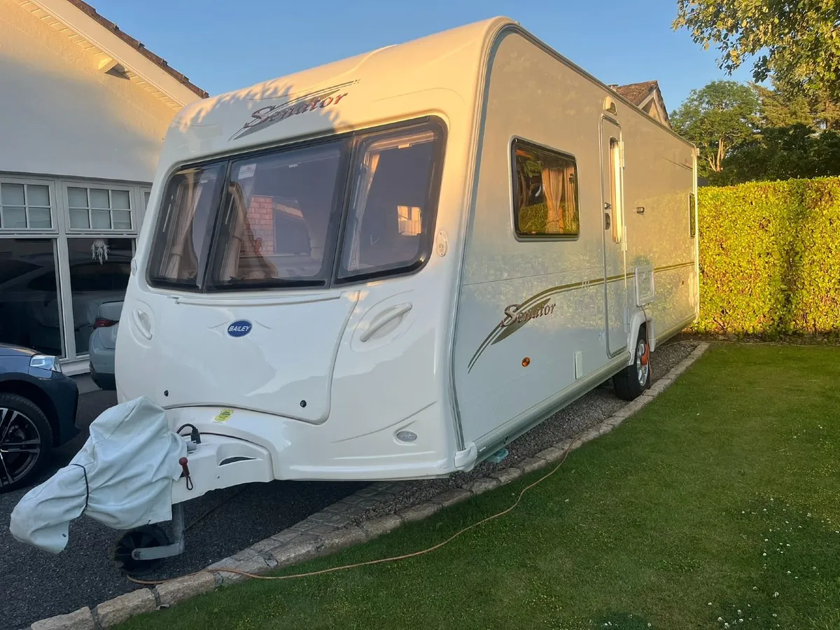 Caravan - Image 2
