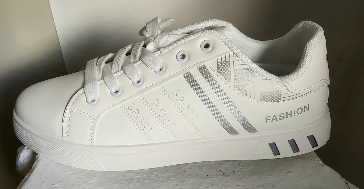 Sneakers 2 pair - Image 2