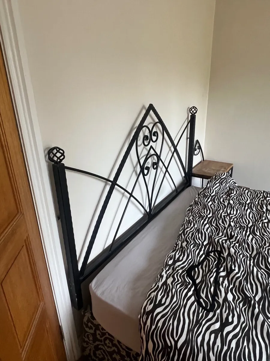 Wrought iron set - Image 4