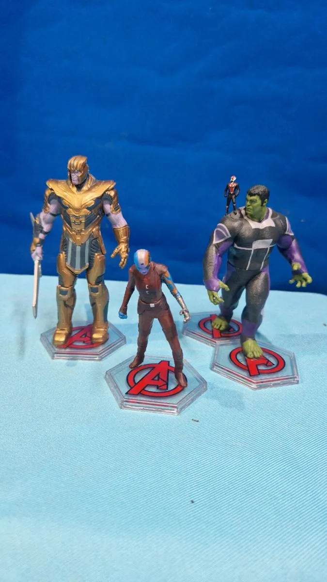 Marvel Avengers — Complete Set of 9 Official Figur - Image 2