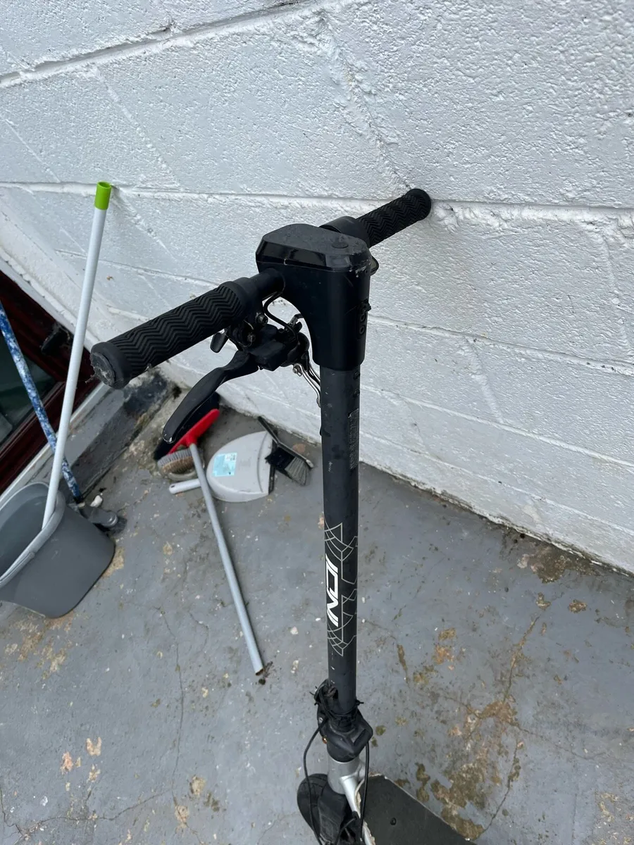 Indi ex1 electric scooter - Image 3