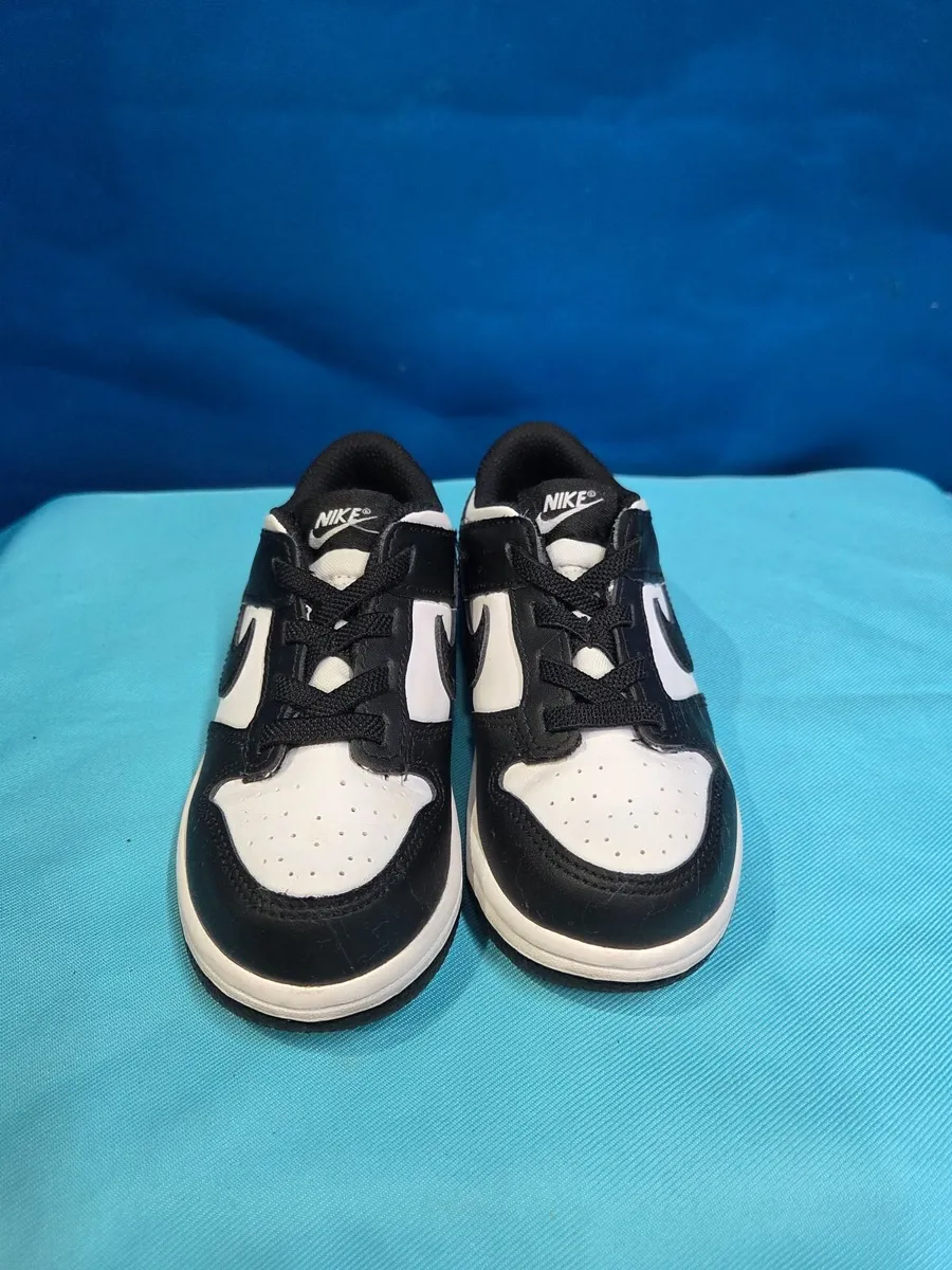 Kids nike dunk low trainers - Image 2
