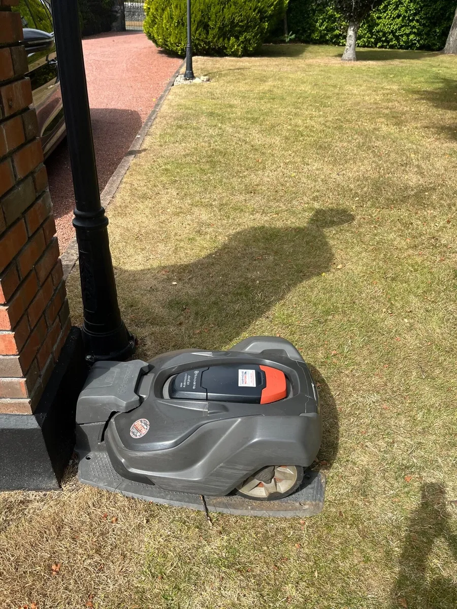 Husqvarna Automower 450x - Image 1