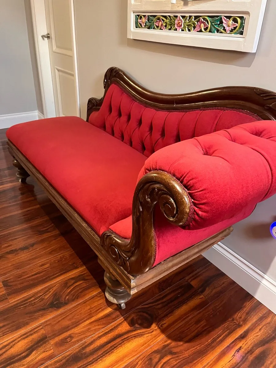 Chaise lounge,  2 tables. - Image 1