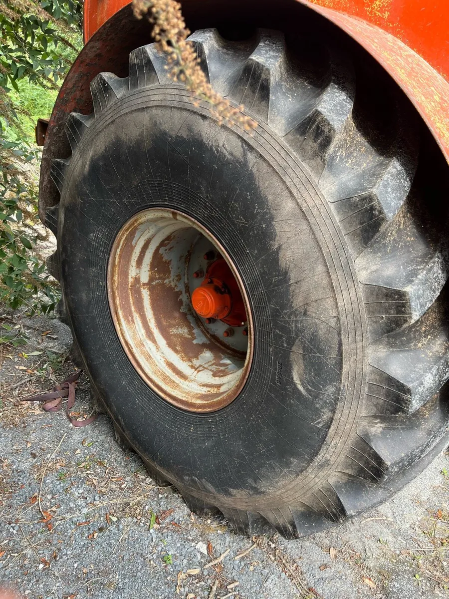Slurry tank tyres - Image 1