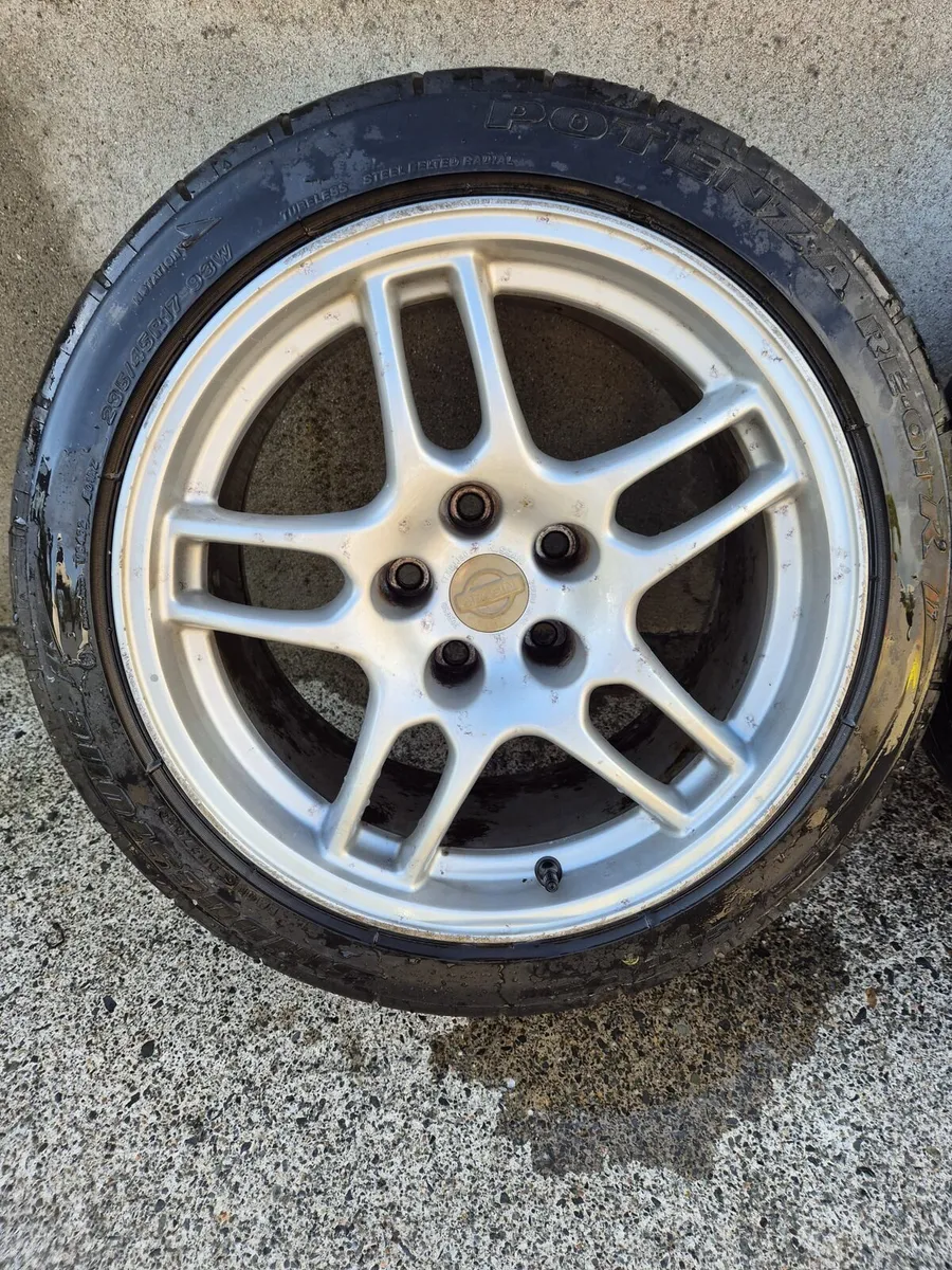 R33 gtr alloys genuine - Image 1