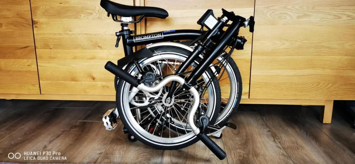 Brand New / Unused Black Brompton M6L bike - Image 4