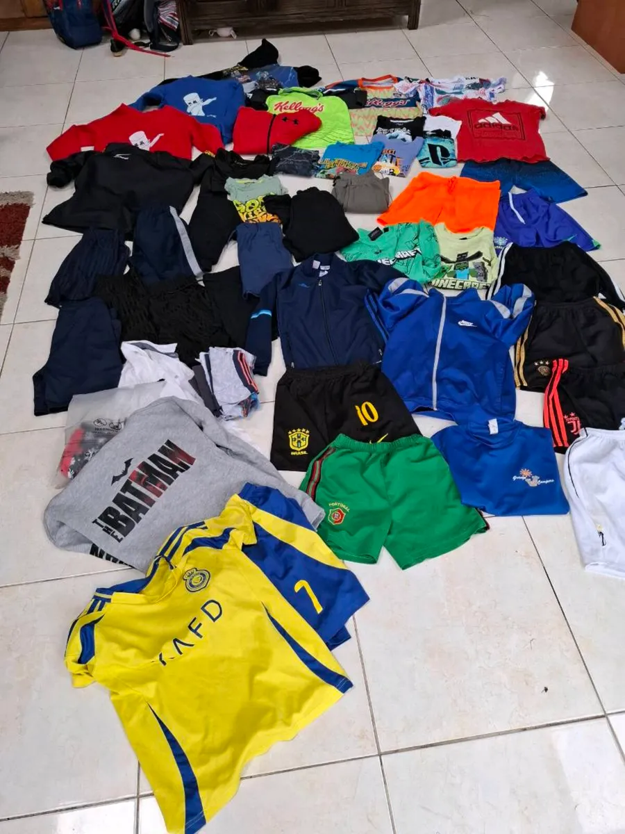 Boys clothes bundle age 8-9 - Image 1