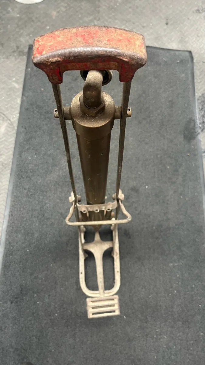 Pump - Image 2