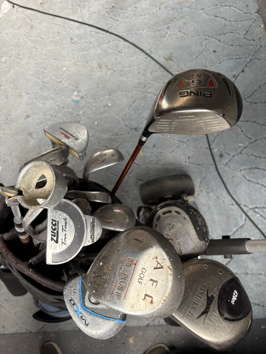 3 x Sets of golf clubs and bags + trolley - Image 3