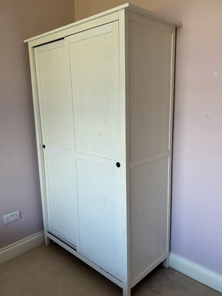 Bedroom Furniture Set - Image 4
