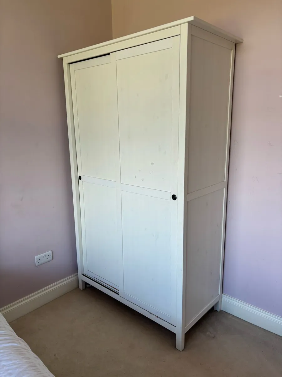 Bedroom Furniture Set - Image 2