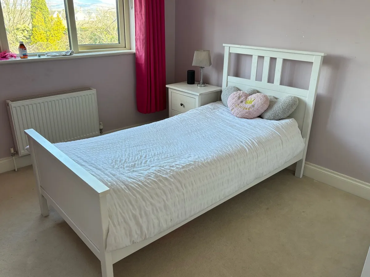 Bedroom Furniture Set - Image 3