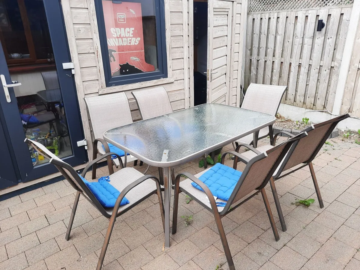 Garden 6 Seater Table & Chairs - Image 2