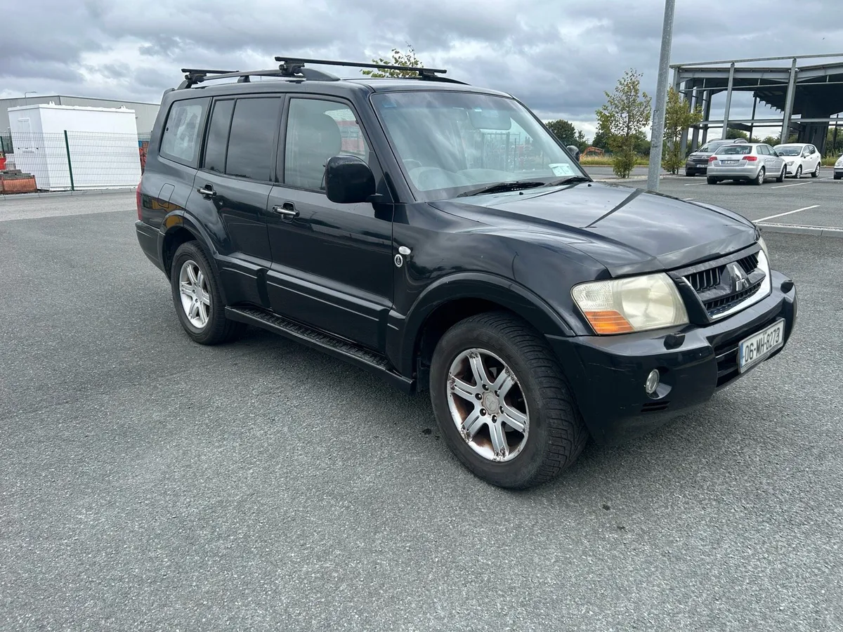 Mitsubishi Pajero - Image 1