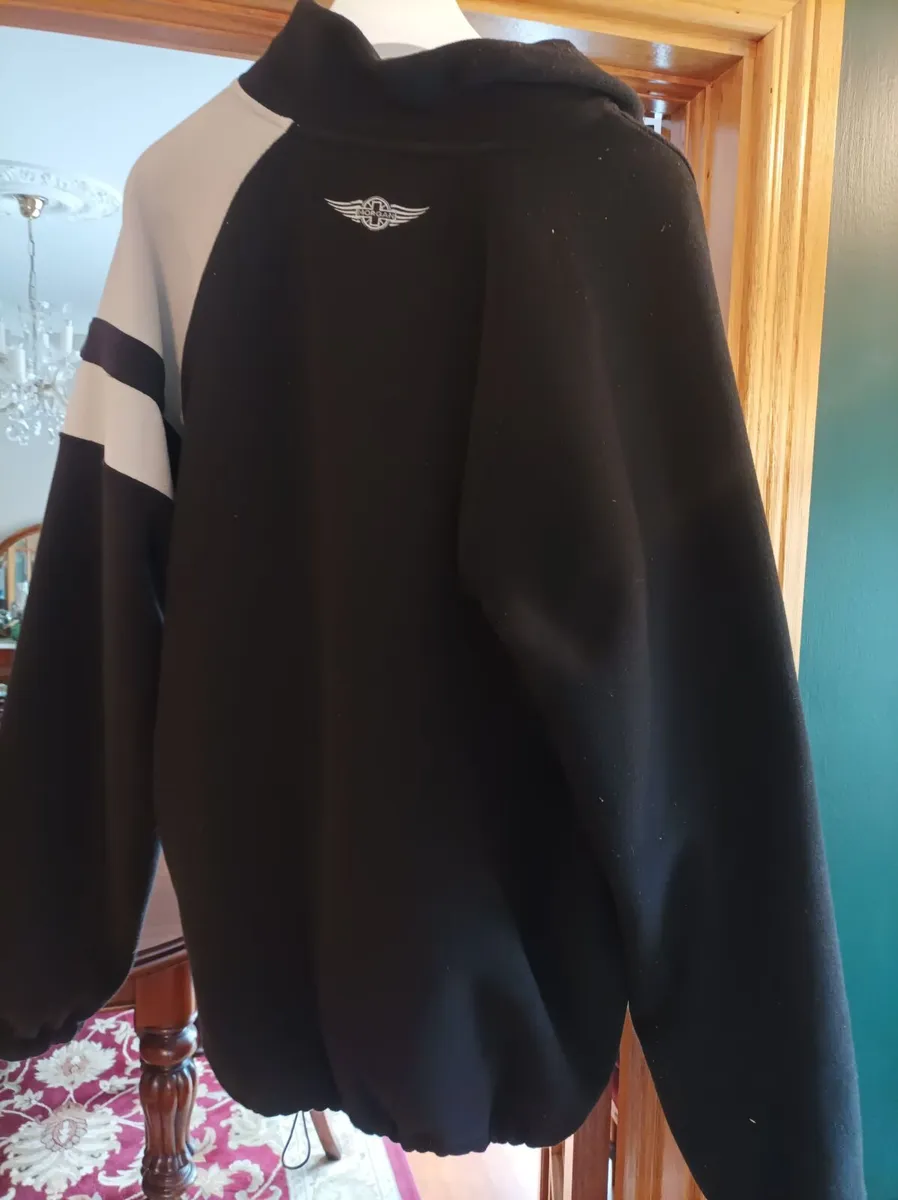 Morgan Centenary Fleece - Image 4
