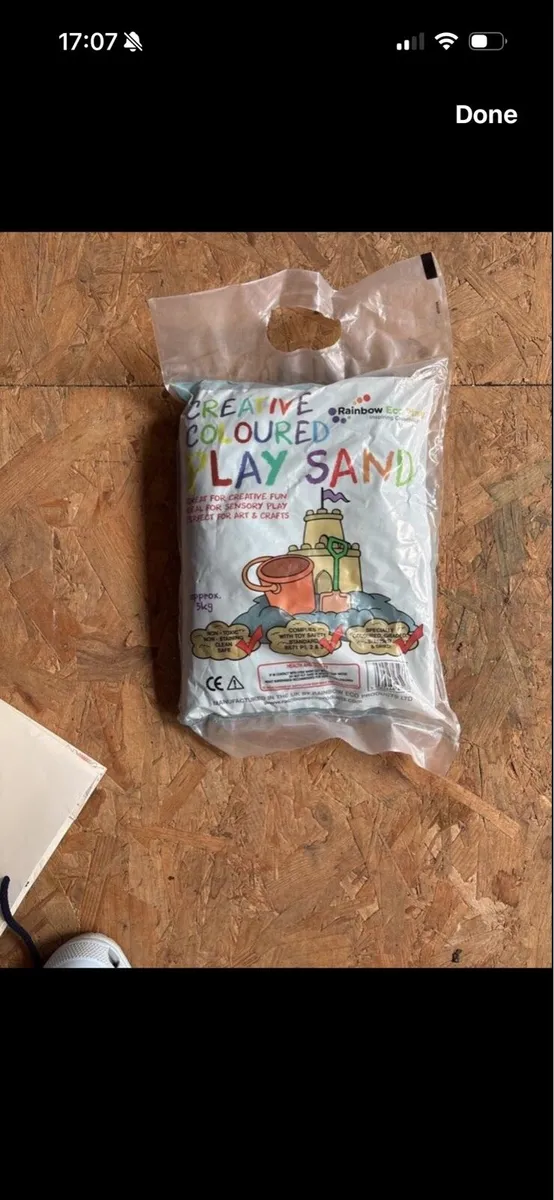 Play sand blue