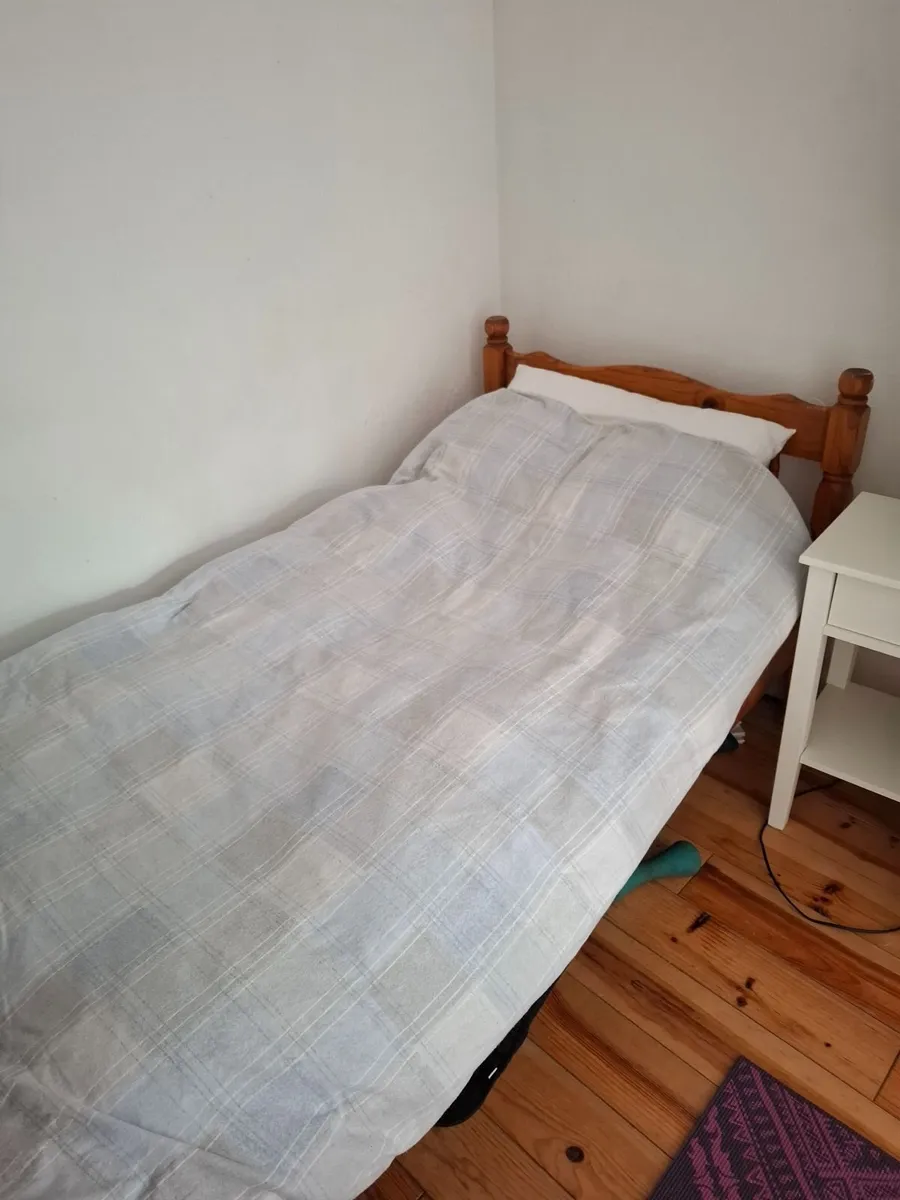 Single bed and mattress - free