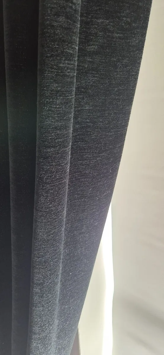 Curtains - Image 4
